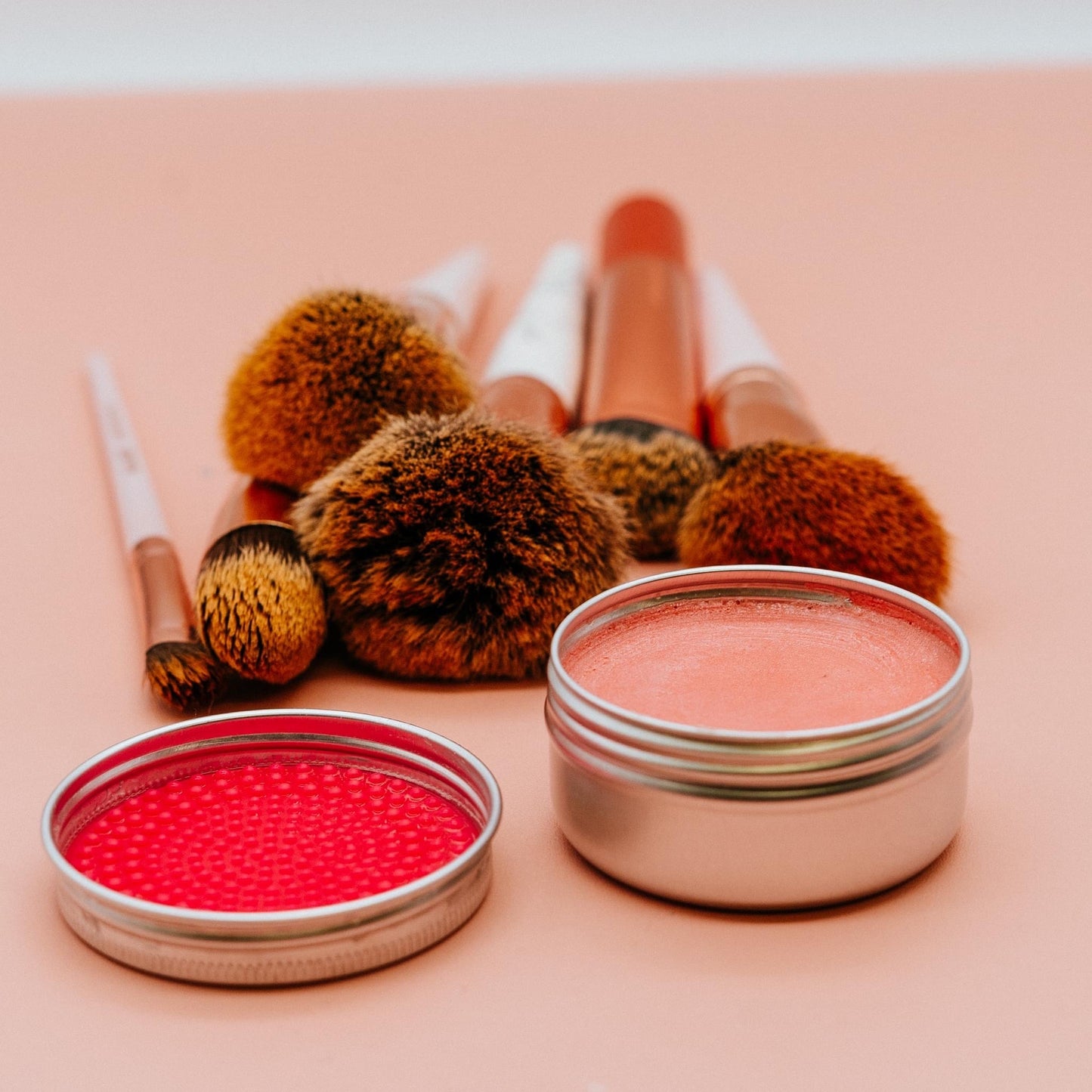 Make Up Brush Cleanser with Cleaning Mat!